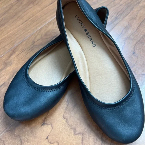 Lucky Brand Classic Black Leather Flats - Picture 5 of 7